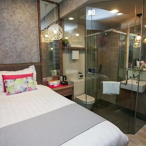 Premium Single Room